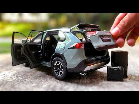 Unboxing of Toyota RAV4 1:18 Miniature Diecast Scale Model