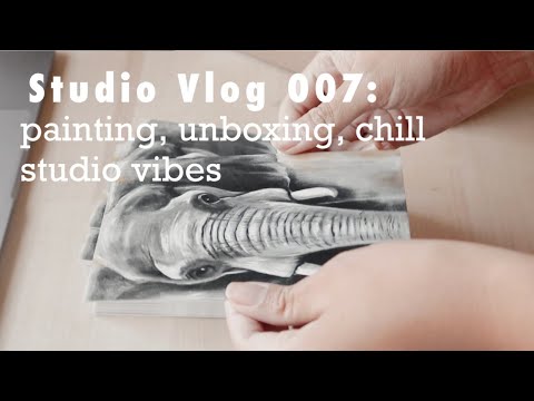 Studio Vlog 007 ☆ Painting, Unboxing a Special Gift, Chill Studio Vibes ☼ Katherine Schiller Art