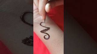 N Letter Mehndi Design . Alphabet letters mehndi designs.  #mehndi #designs #henna #art #tutorial