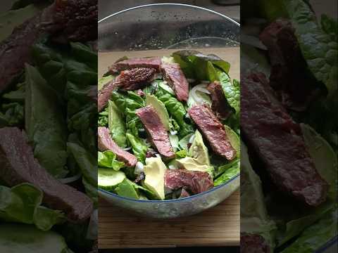 Steak Salad From the Garden! ##lettuce #gardenrecipe