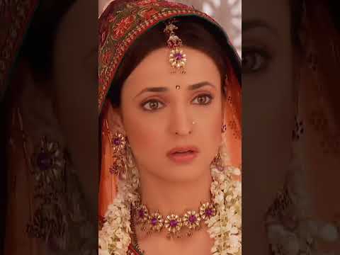 When Khushi wore Arnav's clothes