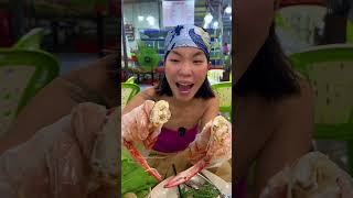 Danang’s #1 Beach Side Seafood Experience | Vietnam Food Travel Tips