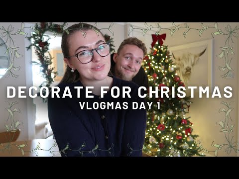 DECORATE WITH US FOR CHRISTMAS, COSY, COUNTRY CHRISTMAS DECOR  - VLOGMAS DAY 1 | PetiteElliee