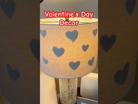 Decorate quick and easy for Valentine’s Day! #valentine #valentinedecor #valentinesday #valentines