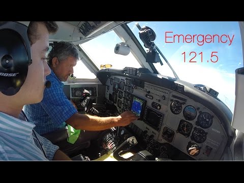 Plane Crash Emergency Relay - ALWAYS Monitor 121.5