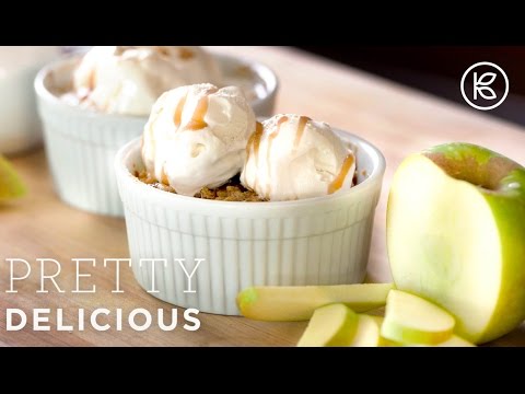 Salted Caramel Apple Crisp | Pretty Delicious