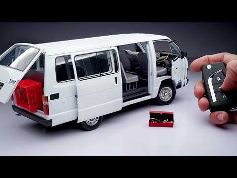 Unboxing of Most Realistic 1:18 Toyota Hiace Van with Auto Doors Diecast Model