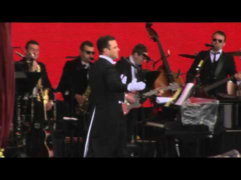 Robbie Williams -Monsoon (Ischgl 2014)