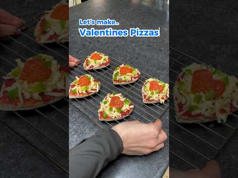 Let’s make.. Valentines Pizzas 🌹 #valentinesday #valentines #pizza #heart