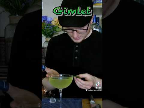 Classic Gin Gimlet #gimlet #gimletrecipe #classicgimlet #classic #cocktail #mixology #easycocktails