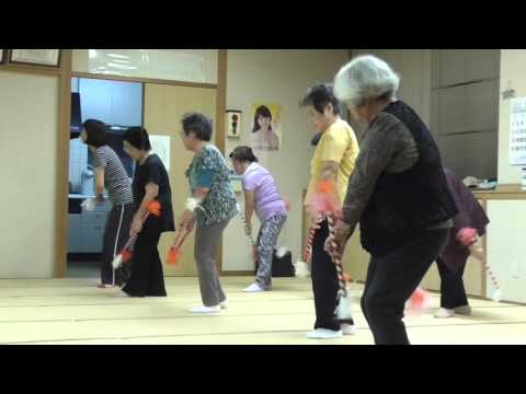 鹿児島戸口郷友会　竹踊り　（練習）