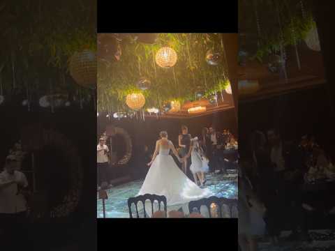 Hande Erçel dancing with Mavi & Maya at her friend’s wedding 😍 #handeercel #handeerçel #hande