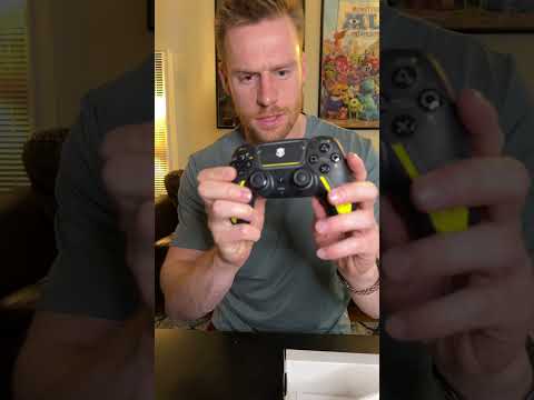 Unboxing the Helldivers 2 DualSense Controller for PS5