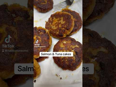 Salmon & Tuna cakes for dinner served 2 ways 😋 #salmoncakes #tuna #onigiri #recipevideos