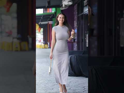 Street style with a beautiful short dress#fashion#beauty#style